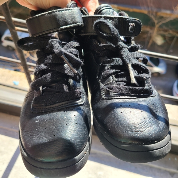 Fila high tops Sneakers Size US Mens 4 - Picture 2 of 10